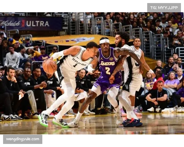 湖人险胜马刺,老牌球队应对快节奏比赛展现韧性