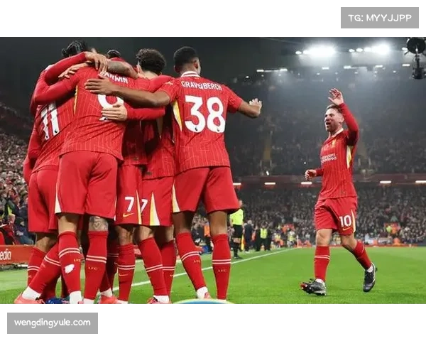 曼城4-2-2-2狭窄阵型遭遇铁桶阵，哈兰德回撤接应暴露进攻宽度不足